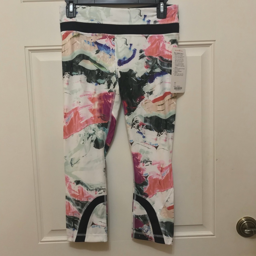 Lululemon! Run: inspire Crop II